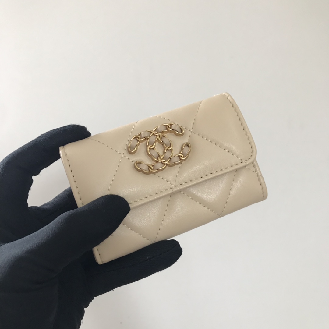 芸能人愛用Chanel シャネル 実物の写真 N品スーパーコピー財布代引き対応国内発送後払い安全必ず届く優良サイト